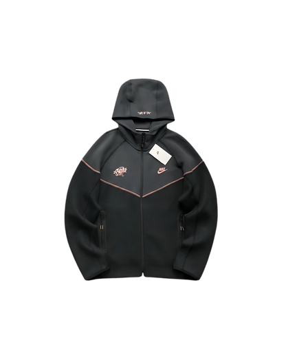 Nike Syna Tech