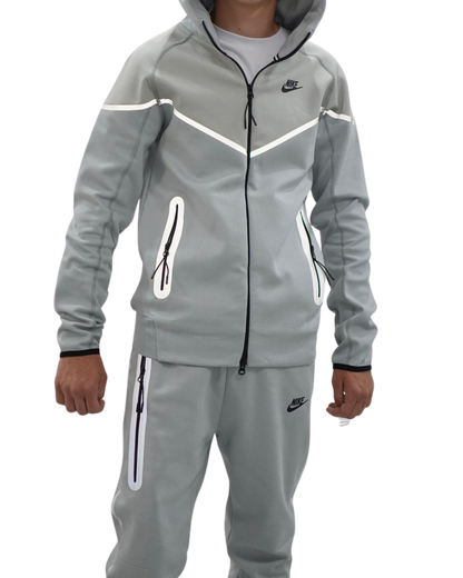 Nike Tech Track led Gray