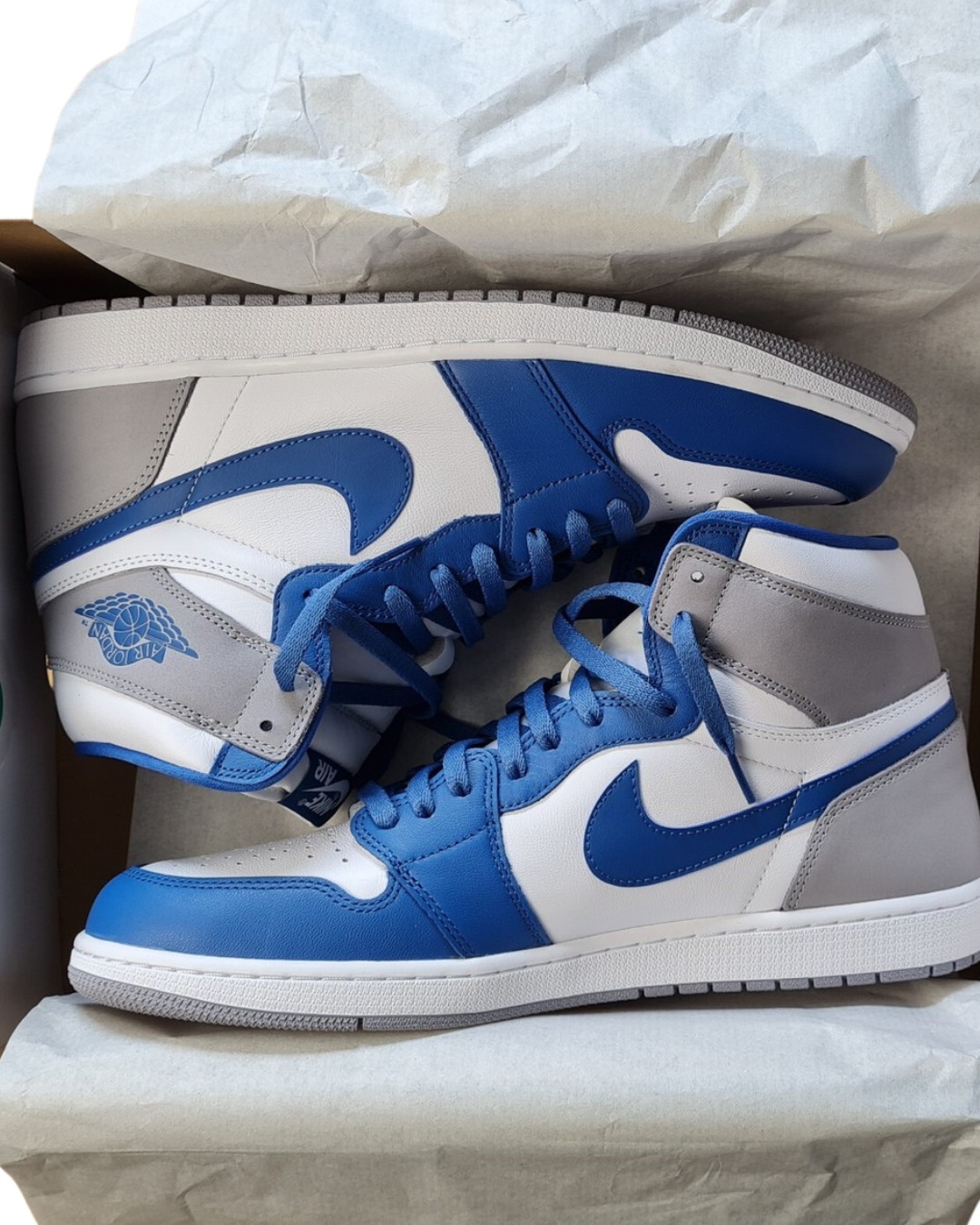Air Jordan 1 High University Blue