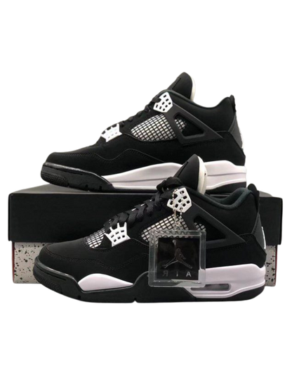 Air jordan 4 Black and White